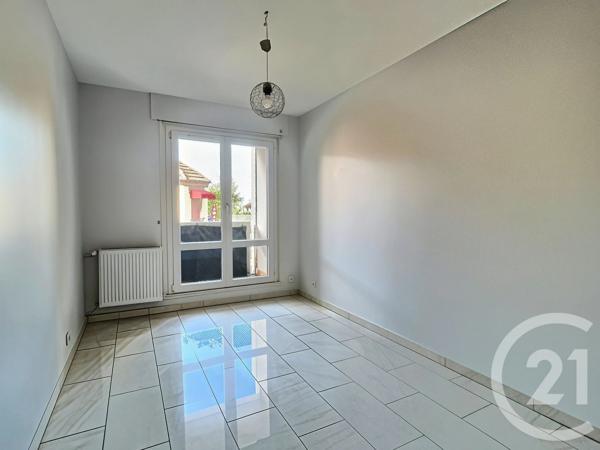 Appartement F5 à vendre  5 pièces - 97,98 m 2   AULNAY SOUS BOIS  - 93