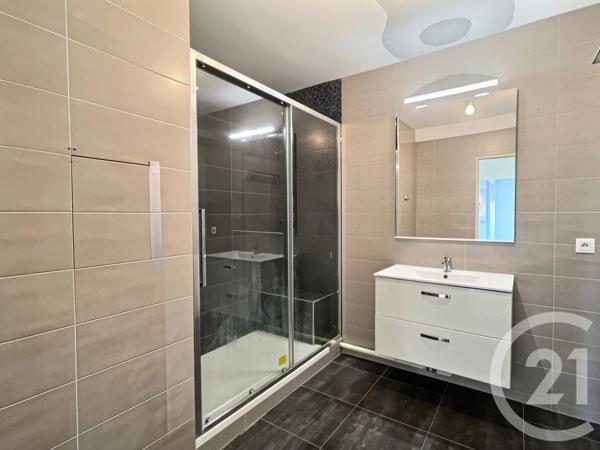 Appartement F5 à vendre  5 pièces - 97,98 m 2   AULNAY SOUS BOIS  - 93