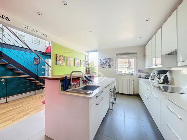 Boulogne-Billancourt (92100) MAISON D'ARCHITECTE A L'ESPRIT LOFT - DPE C