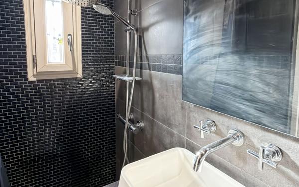 Maison à vendre    5 pièces • 63,73 m2 Stains