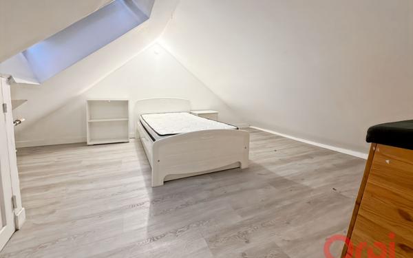 Maison à vendre    5 pièces • 63,73 m2 Stains