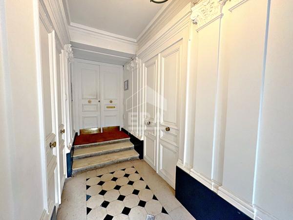Appartement Paris 2 pièce(s) 40.07 m2
