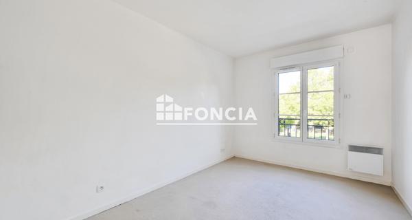 À vendre Appartement 4 pièces 90.36 m² - Le Plessis-robinson 92350