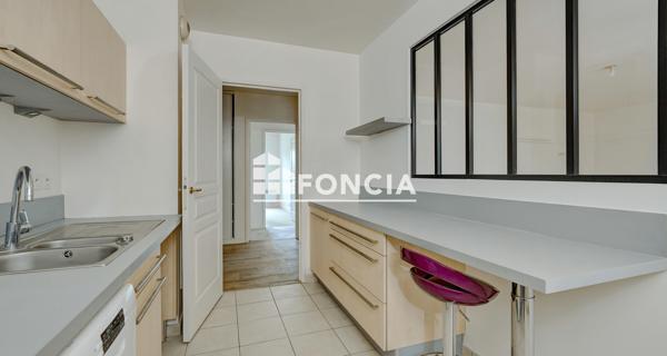 À vendre Appartement 4 pièces 90.36 m² - Le Plessis-robinson 92350