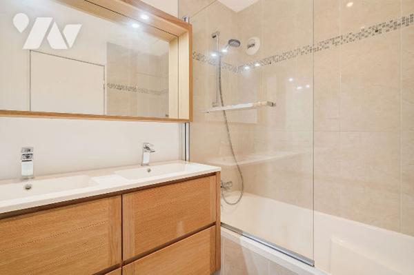 CHAMPS-SUR-MARNE (77420) : Appartement 4 pièces de 95,27 m² avec deux terrasses et box