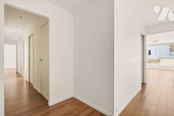CHAMPS-SUR-MARNE (77420) : Appartement 4 pièces de 95,27 m² avec deux terrasses et box