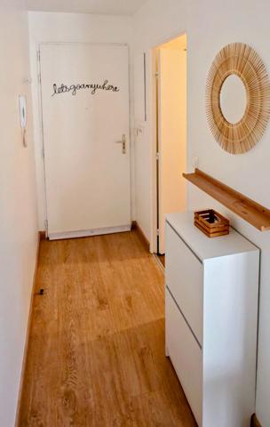 Montévrain : Grand studio de 32m2 avec extérieur et parking