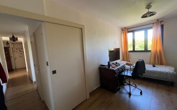 Appartement à vendre    4 pièces • 112,92 m2 Saint-Pierre-d'Irube