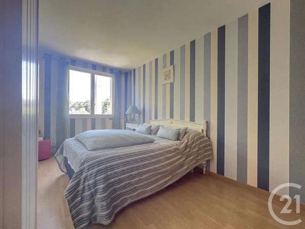 Appartement F5 à vendre  5 pièces - 77 m 2   BOUGIVAL  - 78