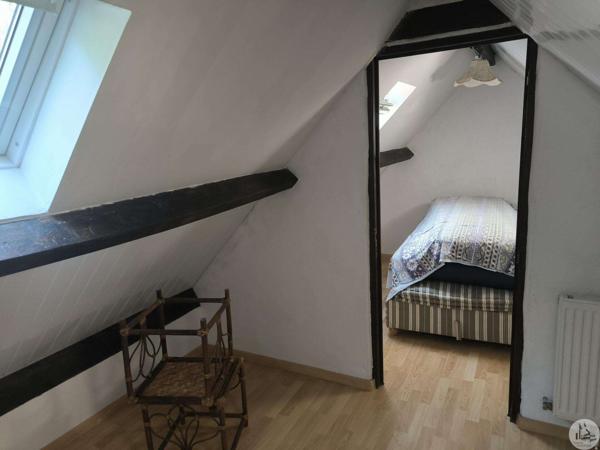 Ensemble de caractère avec gîte