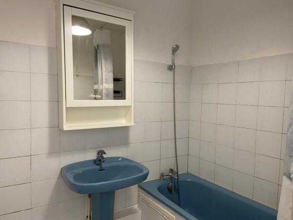 Appartement
         2 pièces
        - 40 m² Exclusivité 280 000 € *
