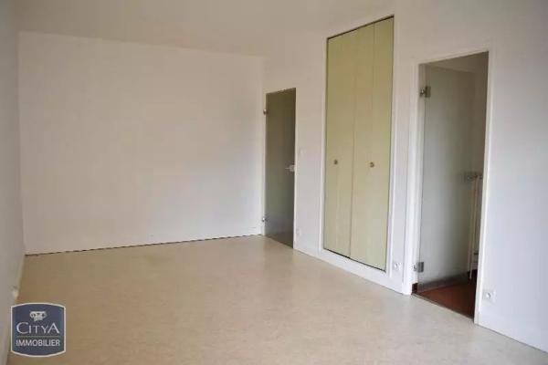 Appartement à louer 1 pièce 27.79m²