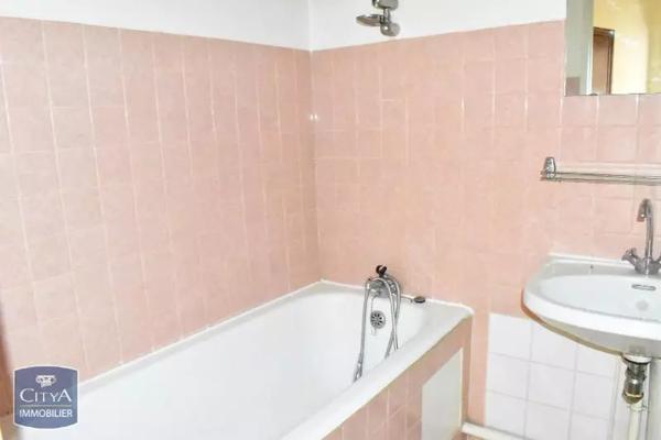 Appartement à louer 1 pièce 27.79m²