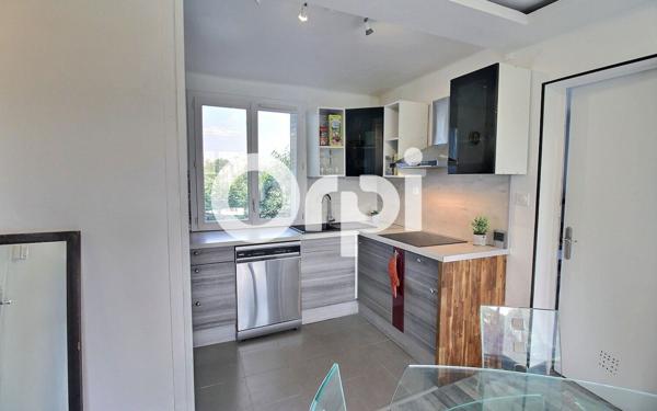 Appartement à vendre    3 pièces • 45 m2 Marseille 13