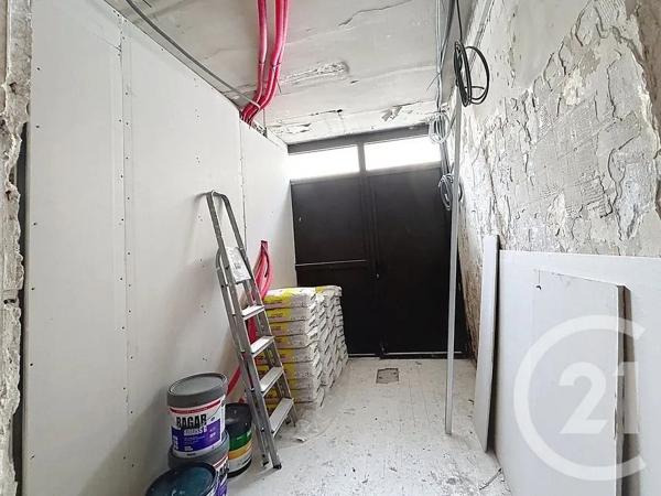 Immeuble à vendre  240 m 2   MELUN  - 77
