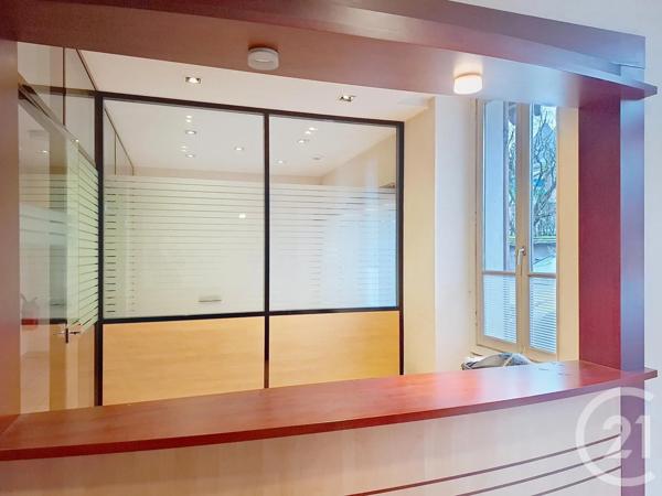 Immeuble à vendre  240 m 2   MELUN  - 77
