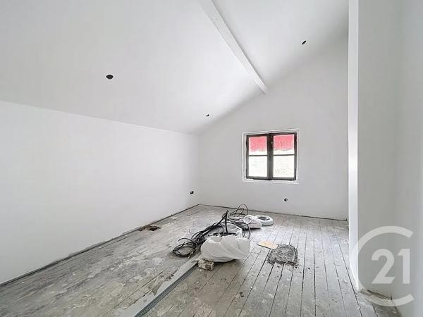 Immeuble à vendre  240 m 2   MELUN  - 77