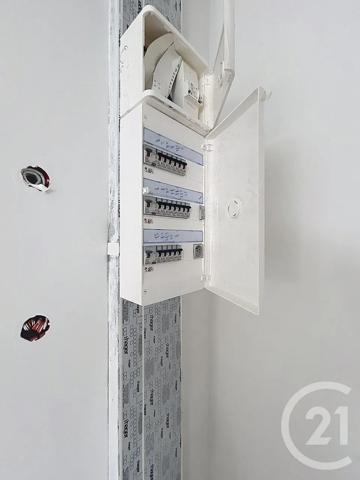 Immeuble à vendre  240 m 2   MELUN  - 77