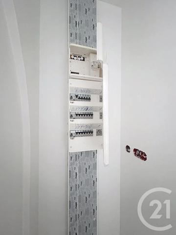 Immeuble à vendre  240 m 2   MELUN  - 77