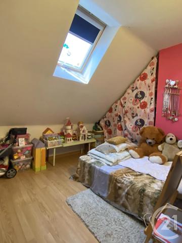 Maison à vendre  5 pièces - 126 m 2   LA GUERCHE SUR L AUBOIS  - 18
