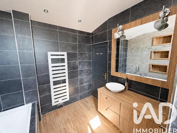 Appartement à vendre 5 pièces 108,7 m² Fontainebleau