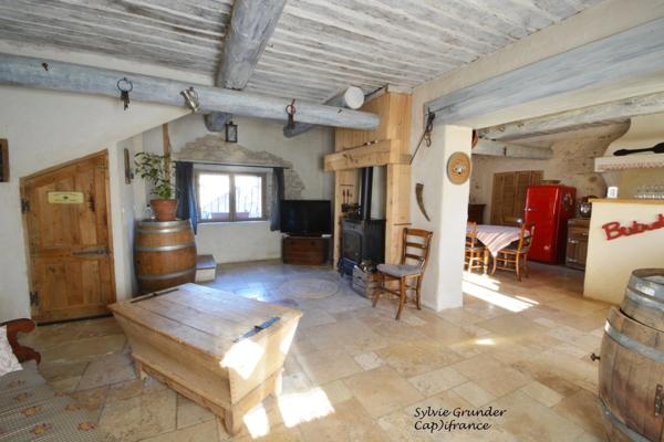 Bastide authentique à vendre 170m² à EGUILLES (13)