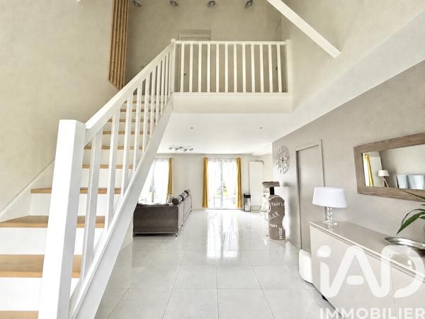 Maison à vendre 7 pièces 132 m² Pontault-Combault