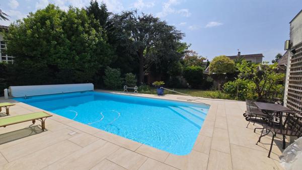 Échoppe double non mit. jardin, piscine et garage