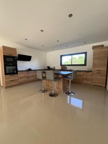 Spacieuse, lumineuse et èconome