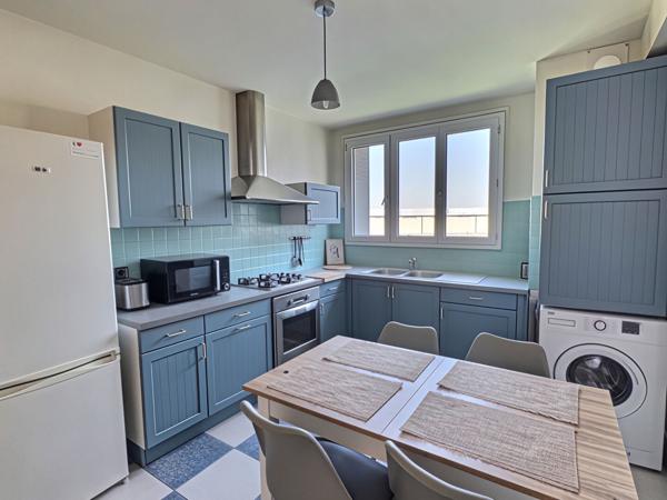 Appartement A LOUER MEUBLE Clermont-Ferrand - Secteur Chambrettes / Chanteranne / La Gauthière