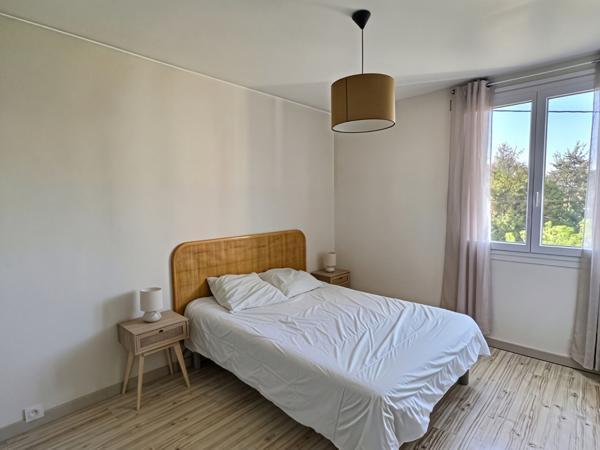 Appartement A LOUER MEUBLE Clermont-Ferrand - Secteur Chambrettes / Chanteranne / La Gauthière