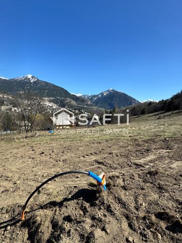 Grand terrain constructible Briançon expo sud