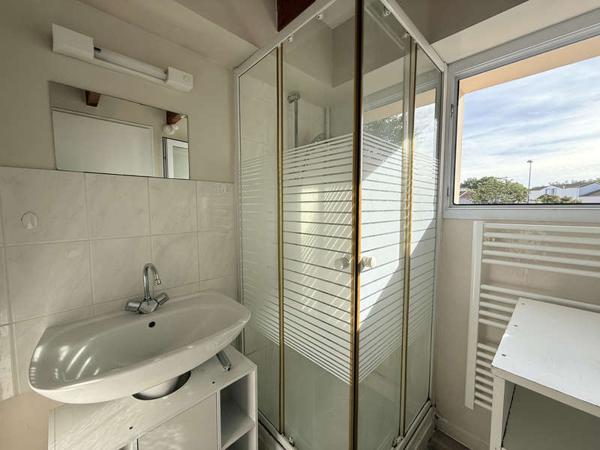 LA ROCHE SUR YON / Location Appartement 1 Pièce 35 m²