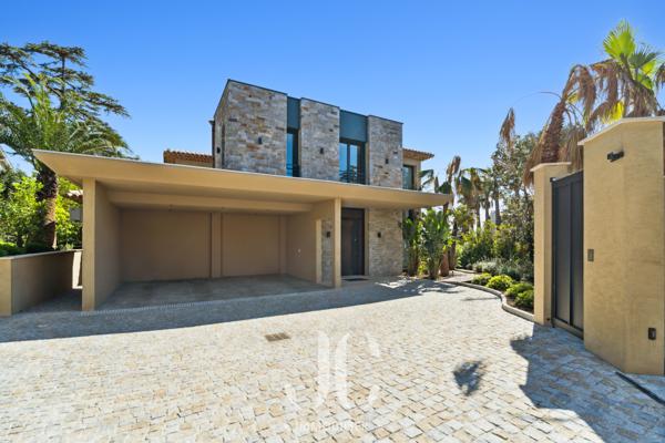 PROPRIETE HAUT STANDING VUE MER