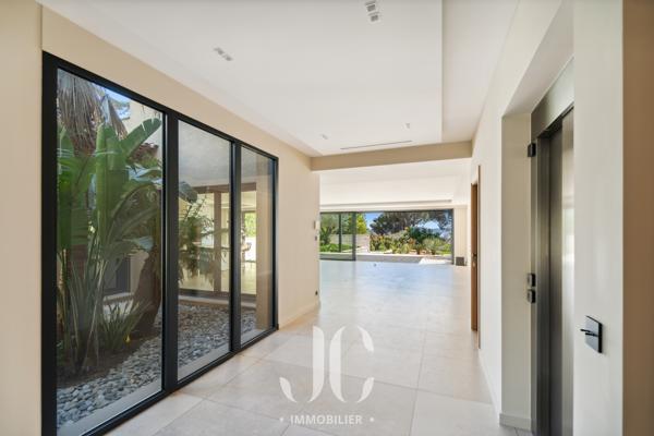 PROPRIETE HAUT STANDING VUE MER