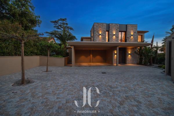 PROPRIETE HAUT STANDING VUE MER