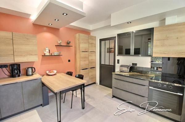 EXCLUSIVITE Sur Montivilliers- Demeure familiale avec salle de cinéma et appartement indépendant