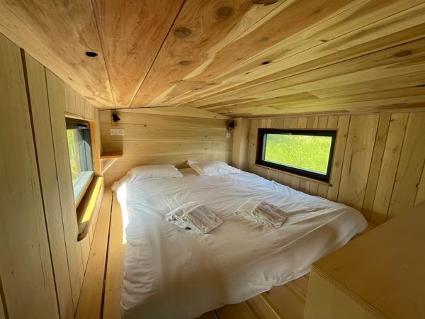 Crozon Morgat – Charmante Tiny House Avec Terrain Proche des Plus Belles Plages de la Presqu’Île