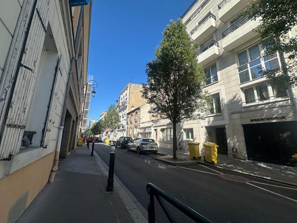 Hyper-centre PUTEAUX : Appartement 2/3 pièces de 37.6 m² avec remise