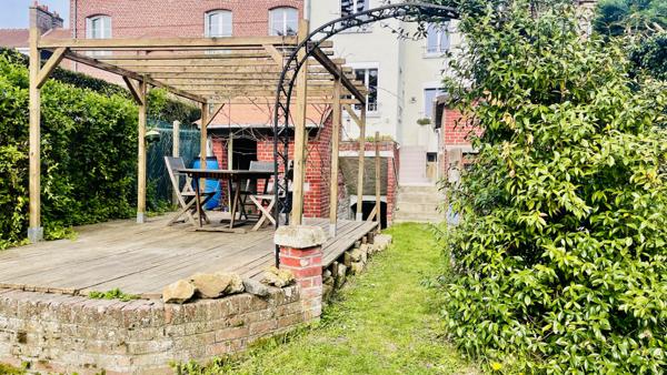 Noyon (60400) Maison de ville