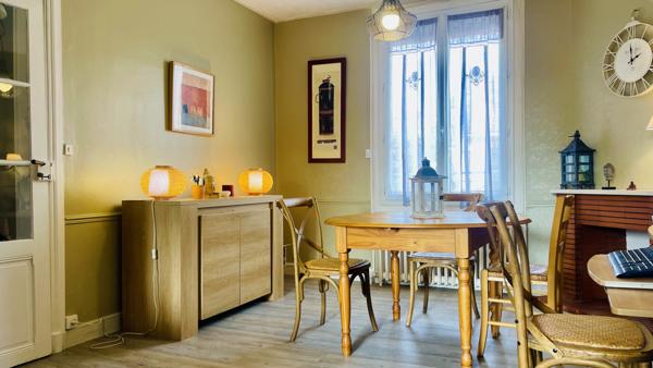 Noyon (60400) Maison de ville