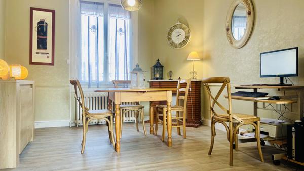 Noyon (60400) Maison de ville