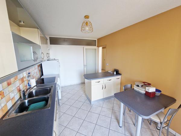 Appartement 2 pièce(s) 1 chambre(s) 57.1 m²