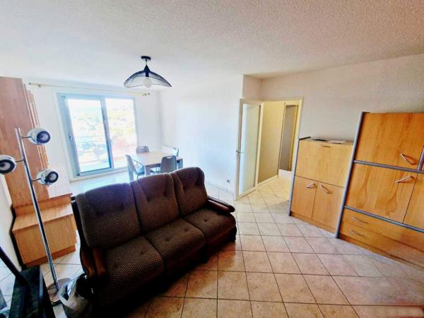 Appartement 2 pièce(s) 1 chambre(s) 57.1 m²