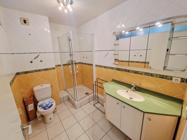 Appartement 2 pièce(s) 1 chambre(s) 57.1 m²