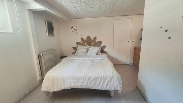 Maison familiale  de 180 m² , en  deux logements et vue dégagée sur la Côte Fleurie