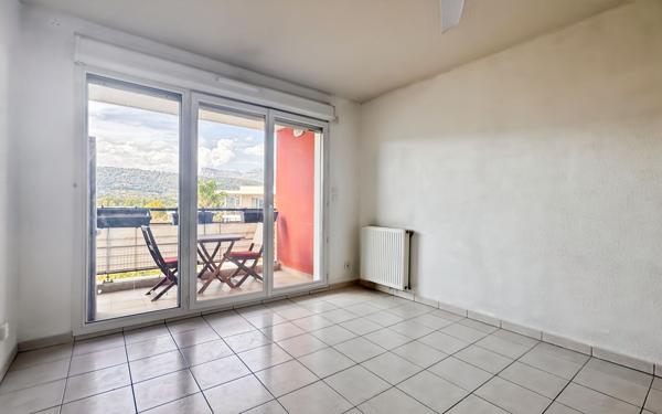 Appartement à vendre    3 pièces • 52 m2 Nice