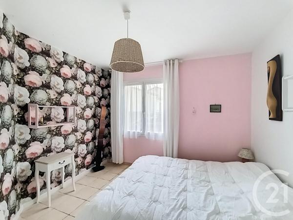 Maison à vendre  7 pièces - 202 m2 MIGNE AUXANCES - 86