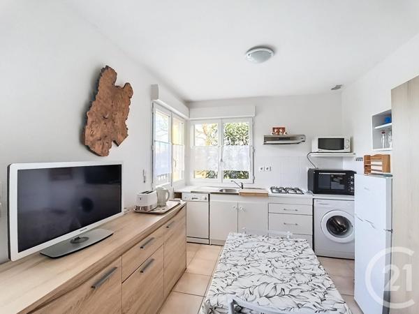 Maison à vendre  7 pièces - 202 m2 MIGNE AUXANCES - 86