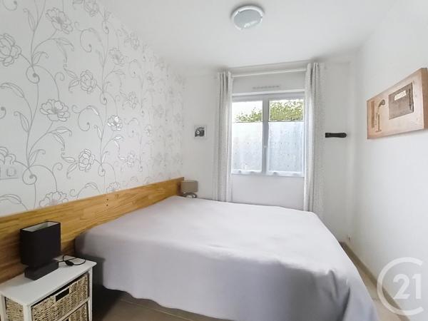 Maison à vendre  7 pièces - 202 m2 MIGNE AUXANCES - 86